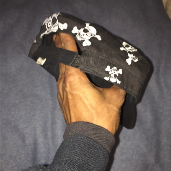 Hat - Picture 2 of 2